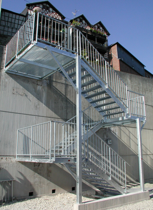 Treppe 06 ge 250